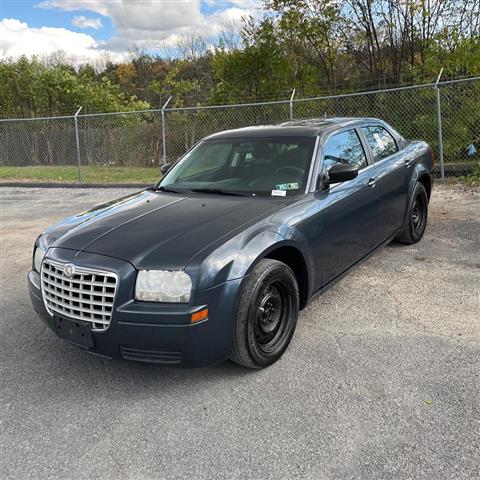 $8000 : 2008 CHRYSLER 300 image 8