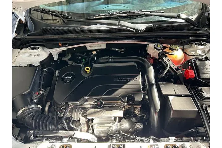 $21995 : Chevrolet Malibu 2024 LT 4dr image 1