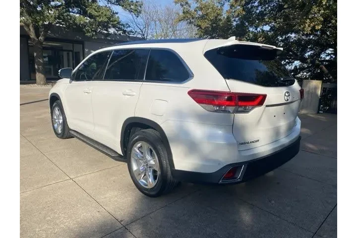 $28980 : Toyota Highlander 2019 Limit image 4