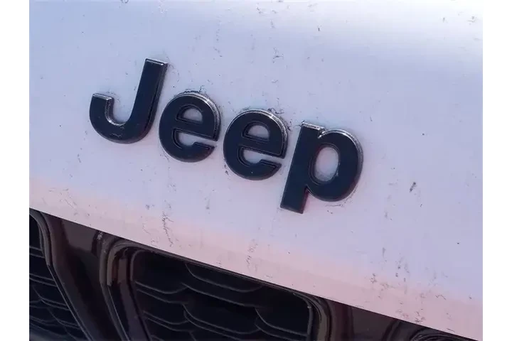 $30996 : Jeep Grand Cherokee L 2024 4 image 9