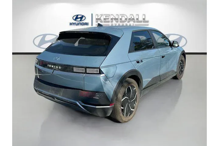 $18496 : Hyundai IONIQ 5 2022 SE 4dr image 6