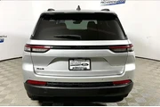 $29148 : Jeep Grand Cherokee 2024 4x4 thumbnail