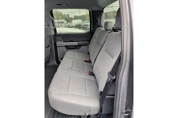 $39383 : Ford F-150 2024 4x4 XLT 4dr image 10