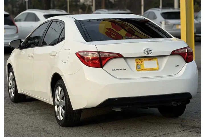 2017 Corolla LE image 6