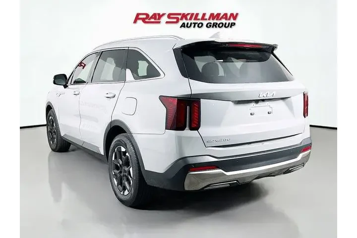 $35975 : Kia Sorento 2025 S 4dr SUV image 7