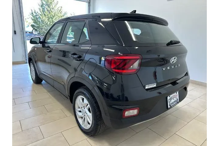 $13014 : Hyundai VENUE 2022 SE 4dr Cr image 5