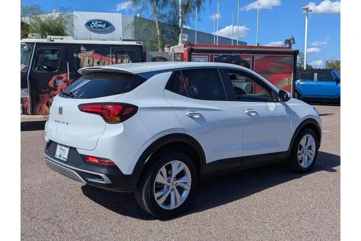 Buick Encore GX 2025 Preferr image 6