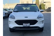$21995 : Ford Escape 2022 SEL 4dr SUV thumbnail