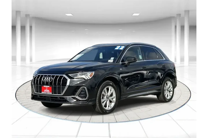 $21140 : Audi Q3 2022 AWD quattro S l image 1