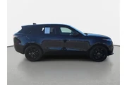 $27311 : Land Rover Range Rover Velar thumbnail