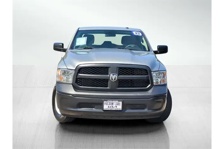 $28889 : Ram 1500 Classic 2023 4x4 Tr image 2