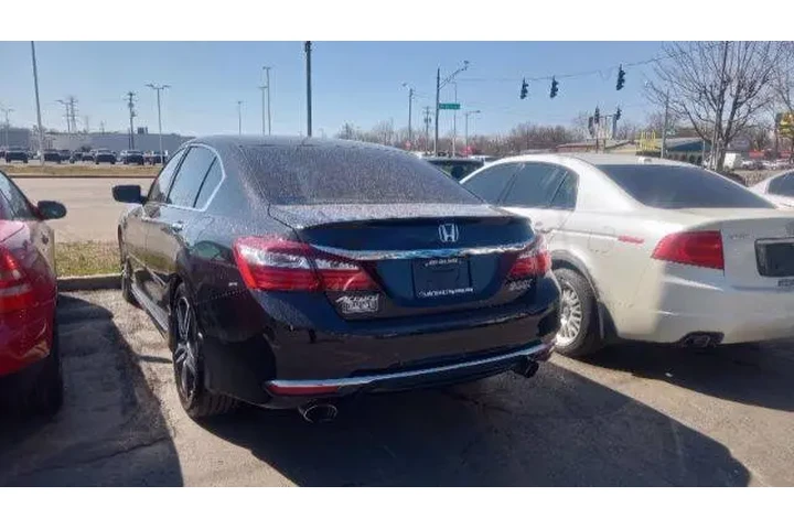 $16990 : 2017 Accord Sport Special Edi image 8