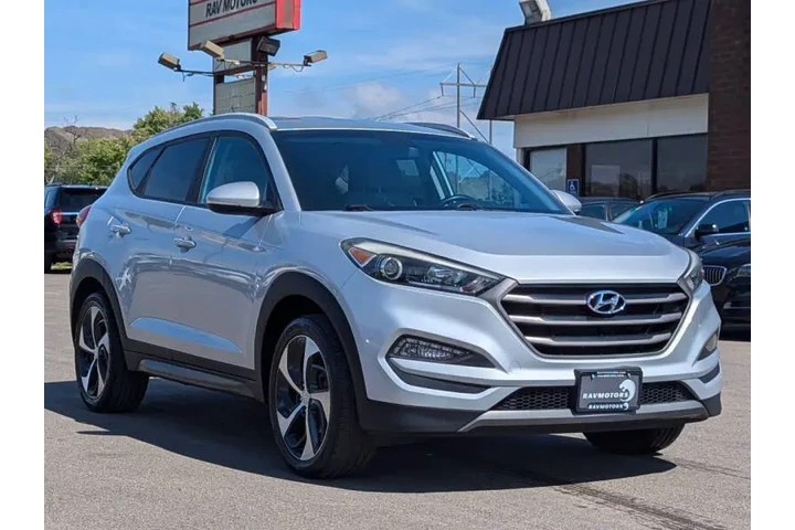 $14985 : 2016 Tucson Sport image 7