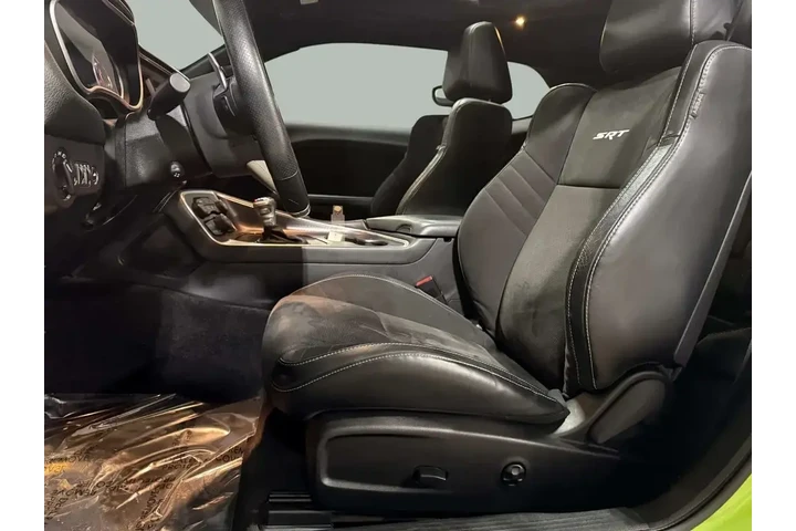 $33987 : Dodge Challenger 2015 SRT 39 image 5