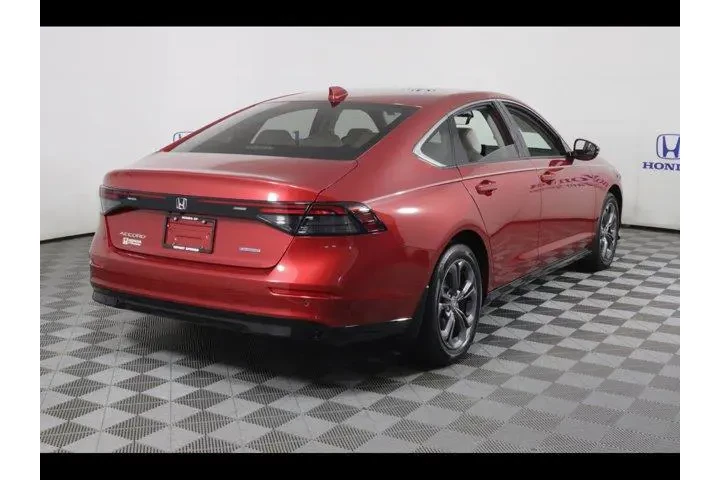 $34875 : Honda Accord Hybrid 2025 EX- image 7