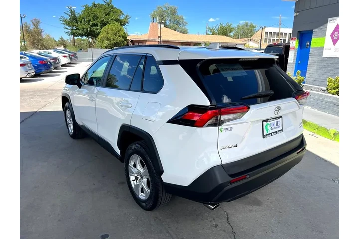 2021 RAV4 XLE AWD image 7