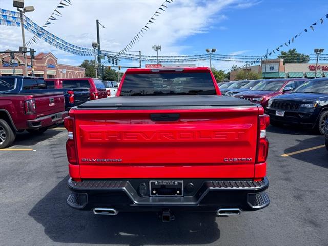 $37889 : 2019 Silverado 1500 4WD Crew image 7