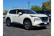 $20900 : Nissan Rogue 2021 Platinum 4 thumbnail