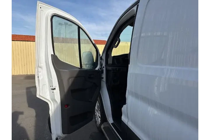 $32500 : Ford Transit 2023 250 3dr LW image 9