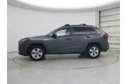 $25998 : Toyota RAV4 2021 AWD XLE 4dr thumbnail