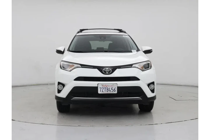 $23998 : Toyota RAV4 2017 AWD XLE 4dr image 5