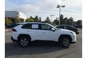 $29147 : Toyota RAV4 2023 XLE 4dr SUV thumbnail