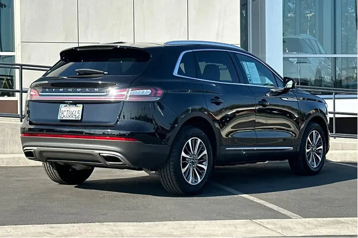 $33900 : Lincoln Nautilus 2022 Reserv image 3