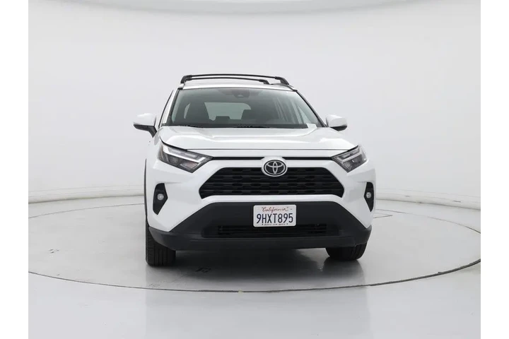 $32998 : Toyota RAV4 2023 XLE Premium image 5