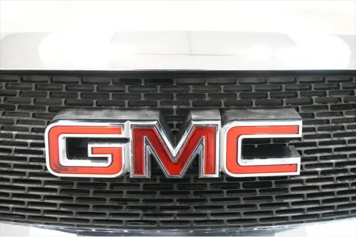 $3900 : GMC Acadia 2011 AWD SLT-1 4d image 10