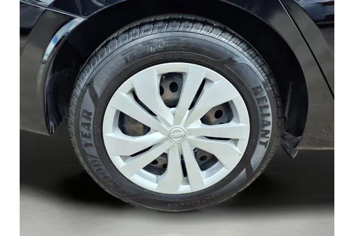 $13995 : Nissan Versa 2020 S 4dr Seda image 9