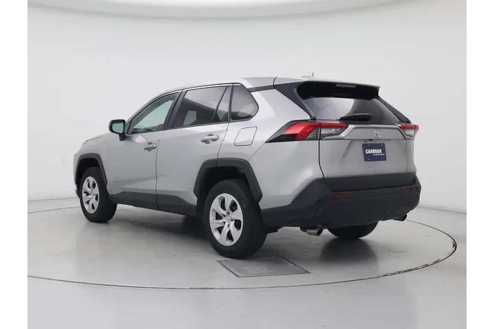 $27998 : Toyota RAV4 2024 AWD LE 4dr image 2