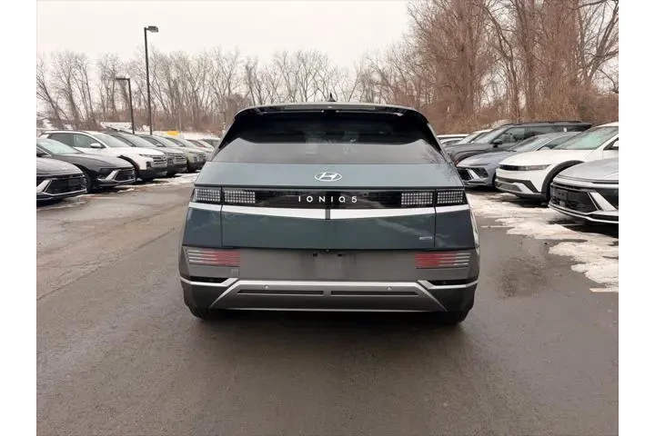 $23500 : Hyundai IONIQ 5 2023 AWD SEL image 4