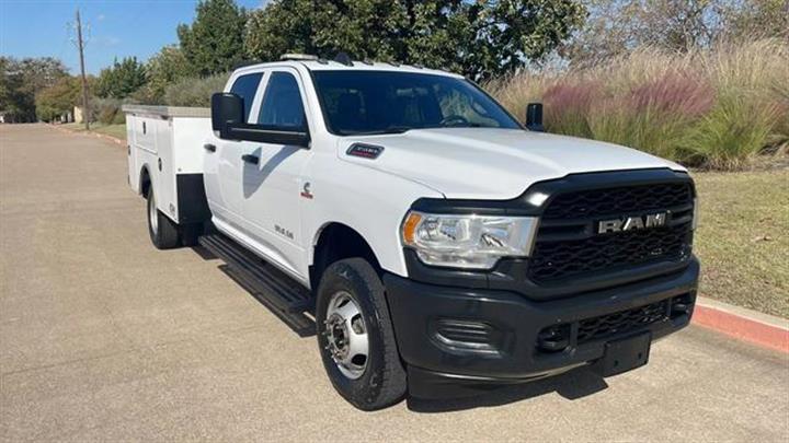 $43450 : 2021 RAM 3500 CREW CAB & CHAS image 10