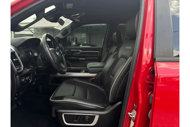 2023 RAM 1500 Laramie Crew Ca image 7