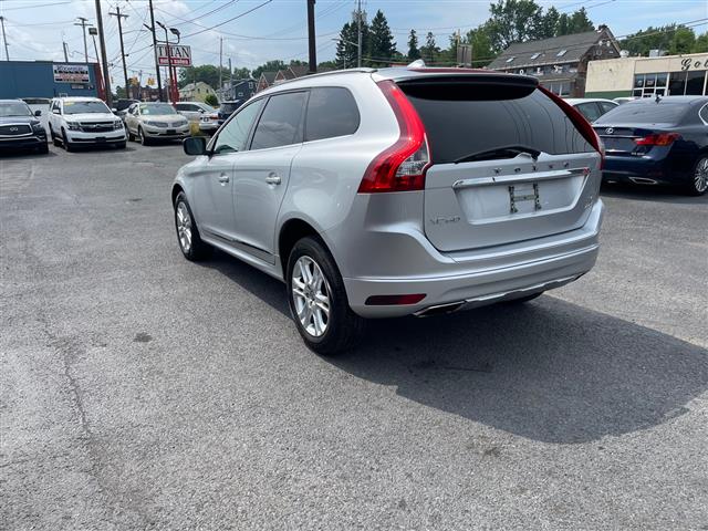 $14998 : 2015 XC60 image 7