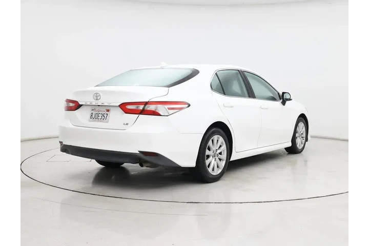 $19998 : Toyota Camry 2019 LE 4dr Sed image 8