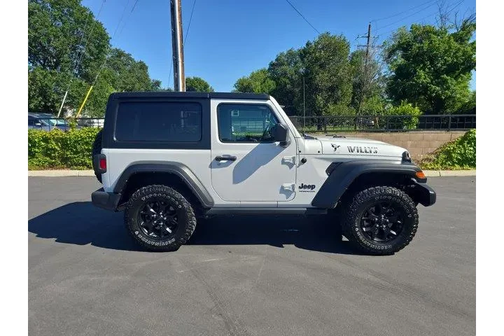 $26995 : Jeep Wrangler 2021 4x4 Willy image 3