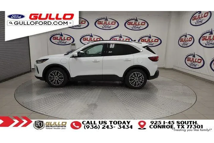 $21234 : Ford Escape Plug-In Hybrid 2 image 5