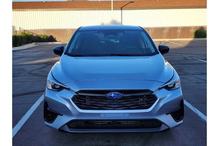 $18700 : 2024 Impreza image 4