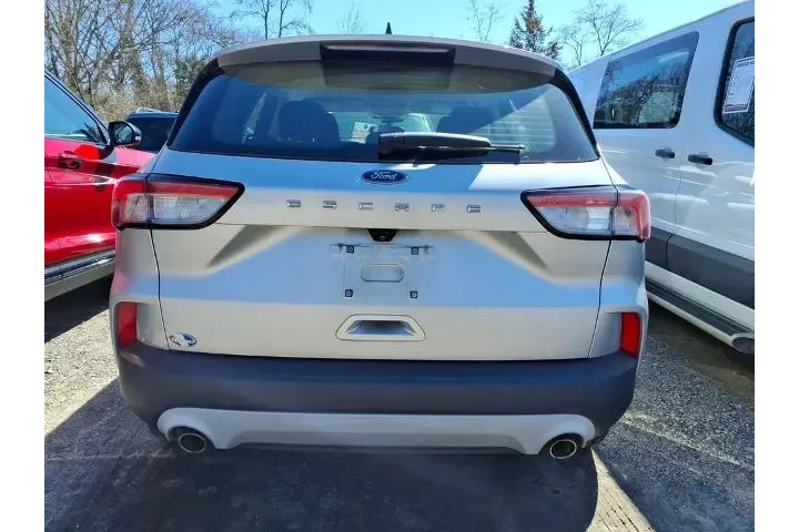 $15944 : Ford Escape 2020 S 4dr SUV image 8