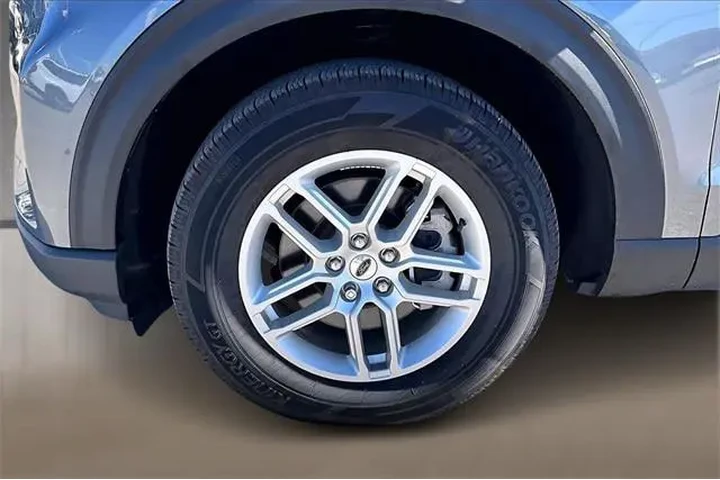 $35000 : Ford Explorer 2025 AWD Activ image 7