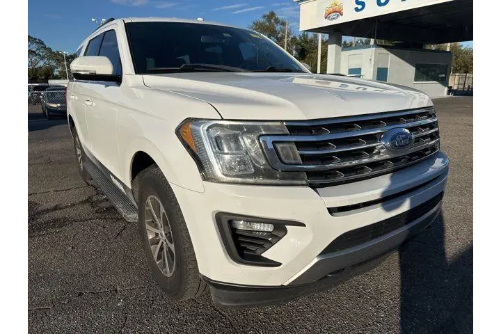 $14591 : Ford Expedition 2018 4x4 XLT image 3