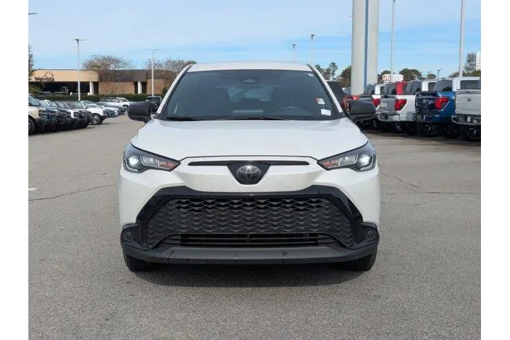 $27995 : Toyota Corolla Cross Hybrid image 2