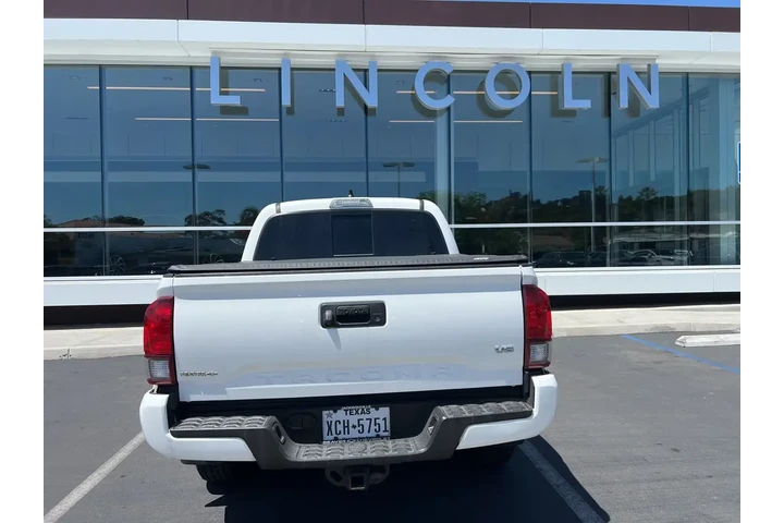 $31297 : Toyota Tacoma 2022 4x2 TRD O image 7