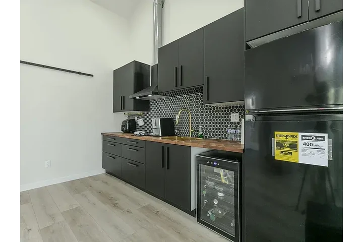 $1265 : A PLACE TO CALL YOUR OWN image 8