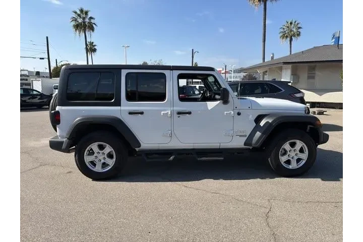 $22967 : Jeep Wrangler Unlimited 2020 image 6
