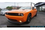 $25995 : 2014 Challenger 2dr Cpe R/T P thumbnail