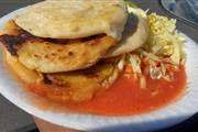 PUPUSAS ILIMITADAS MAIZ ARROZ en Los Angeles