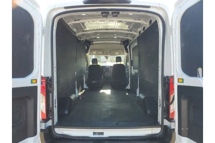 $33996 : Ford Transit 2023 250 3dr SW image 7