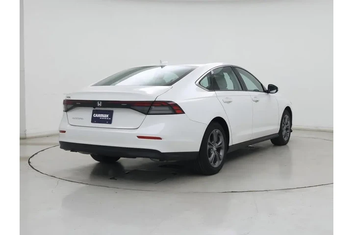 $27998 : Honda Accord 2024 EX 4dr Sed image 8